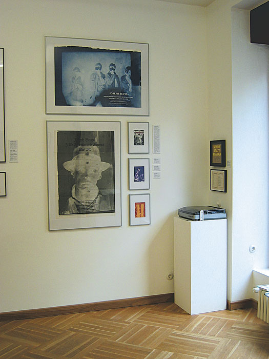 Kryptische Konzepte: Beuys goes eBay, Ausstellung